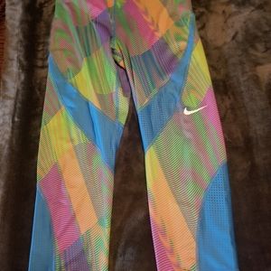 Nwt Nike pro leggings sz L